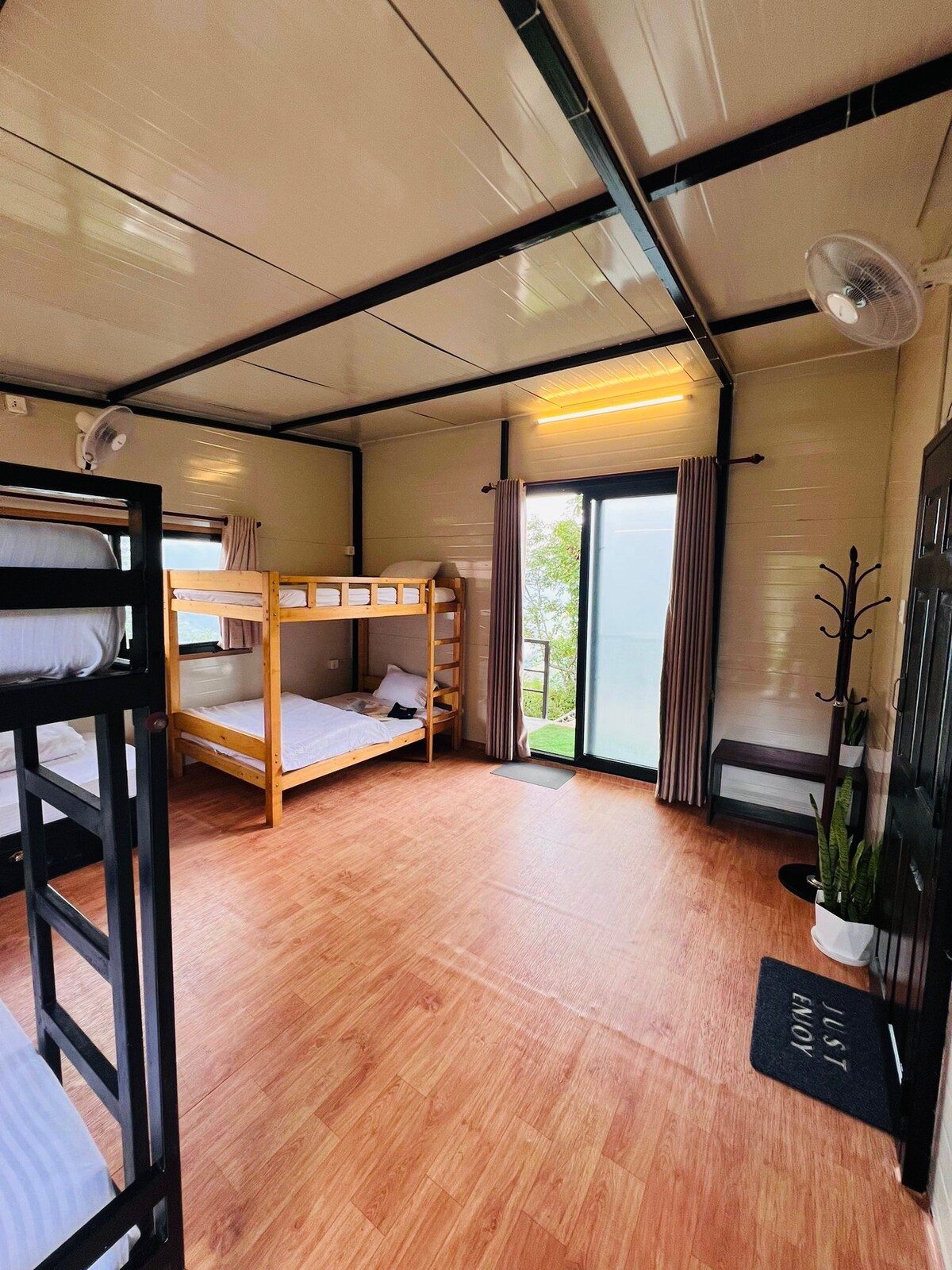 Disconnect from the city and reconnect with nature — photo