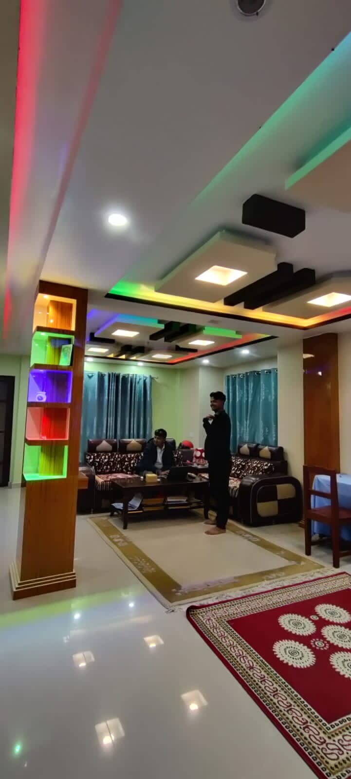 Giri Niwas — photo