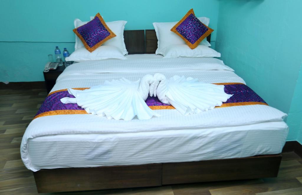 Double or Twin Room - Hotel Rising Home