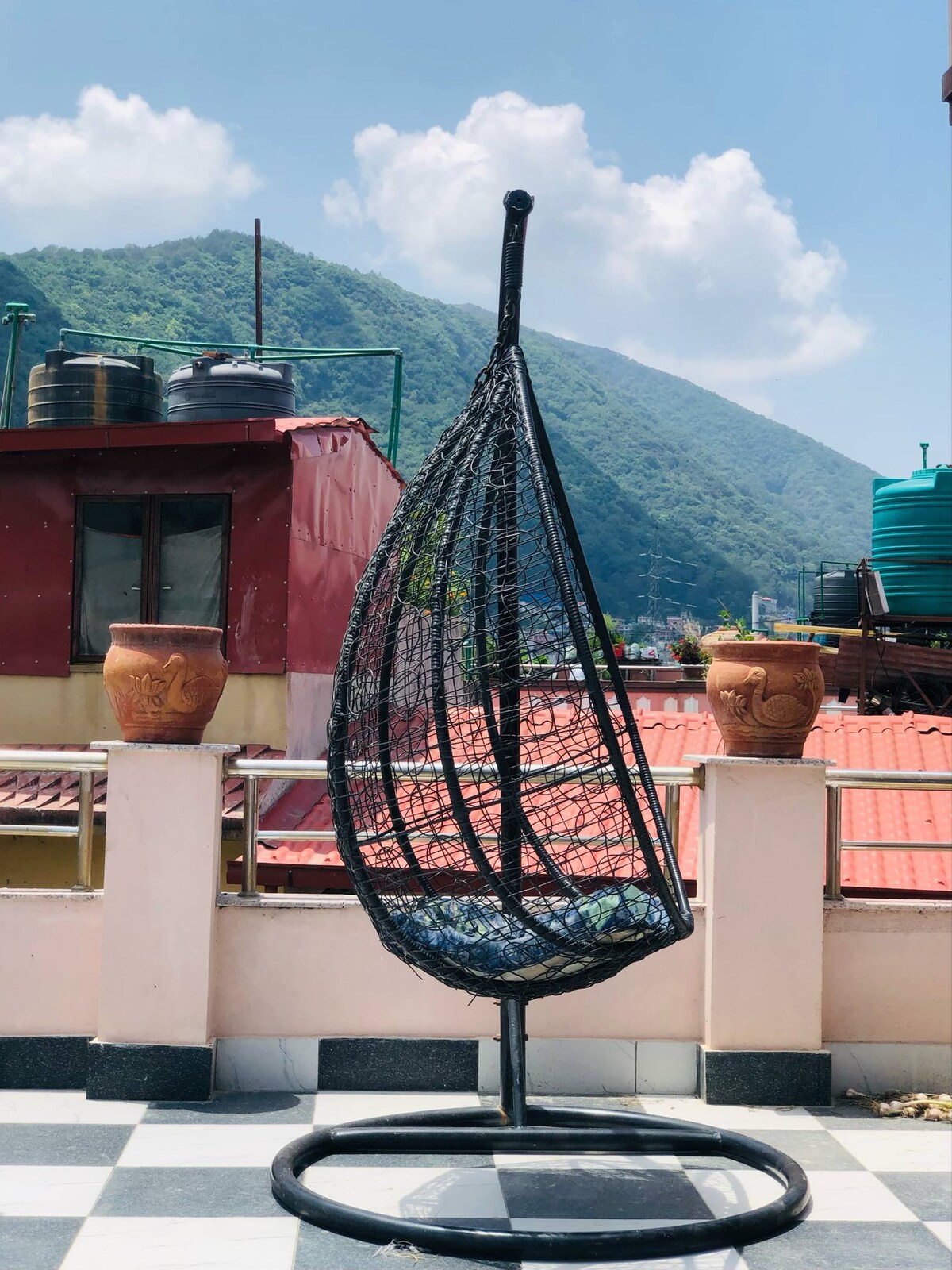 Scenic Cosy Room + Kitchen — photo