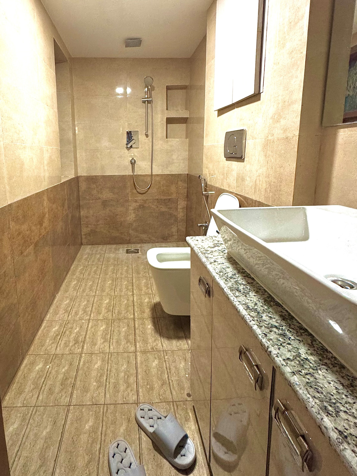 Luxury Garden Villa with Private Waterfall & BBQ — photo