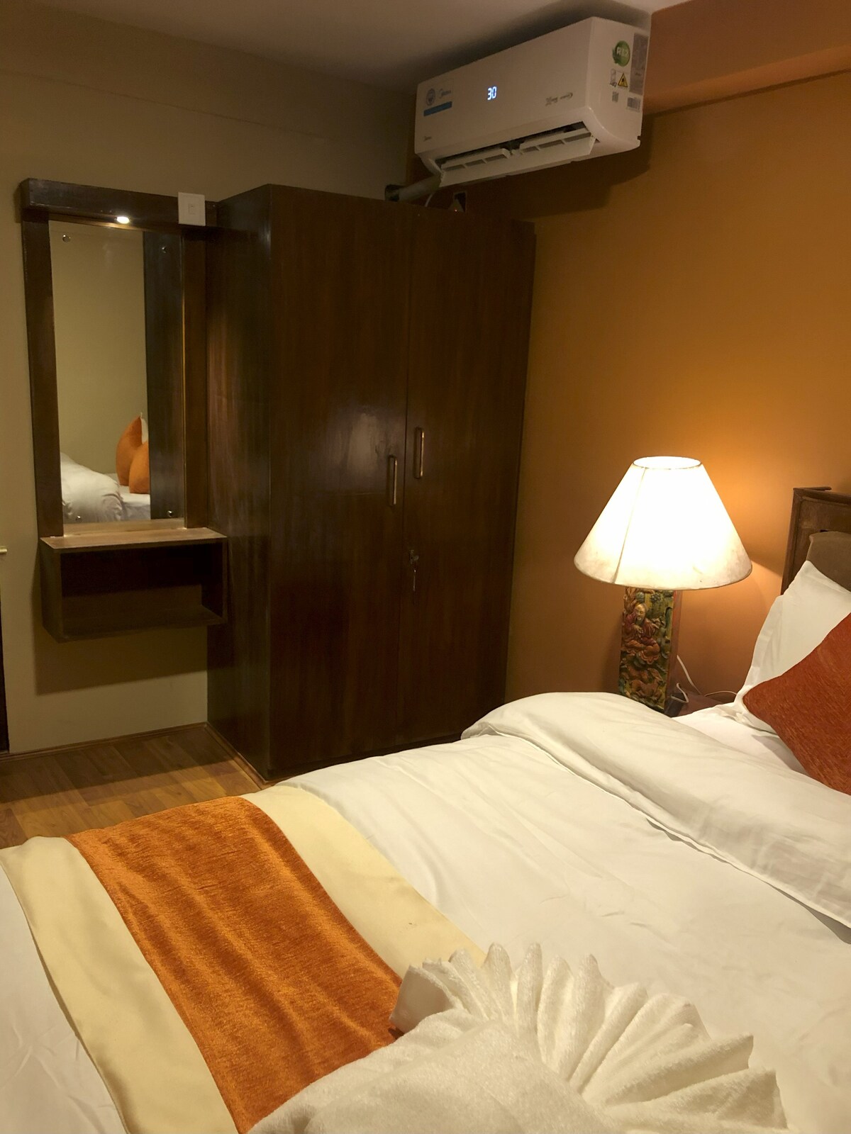 Zenith Apartments Thamel - Lhotse 1BHK Apartment — photo