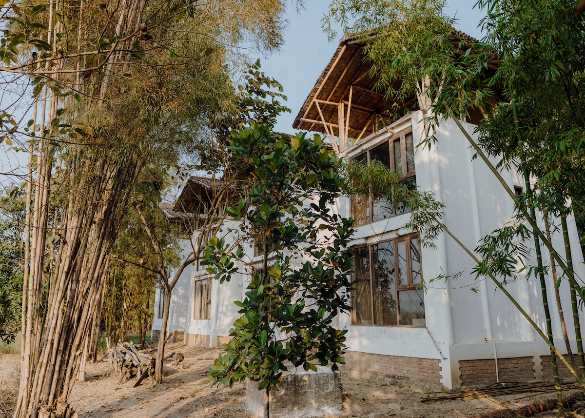 Eco-luxury in Chitwan : Venuvana