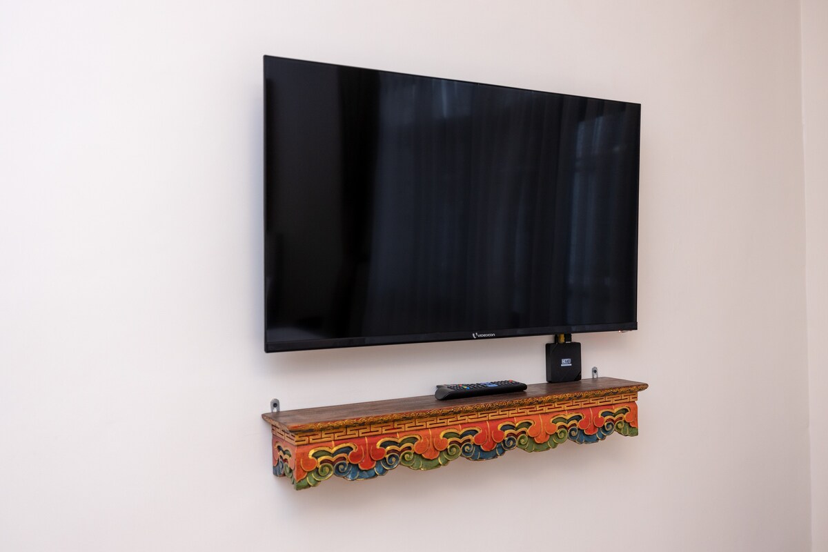 SUPER HOST | Superior Queen Bed with Breakfast! — photo