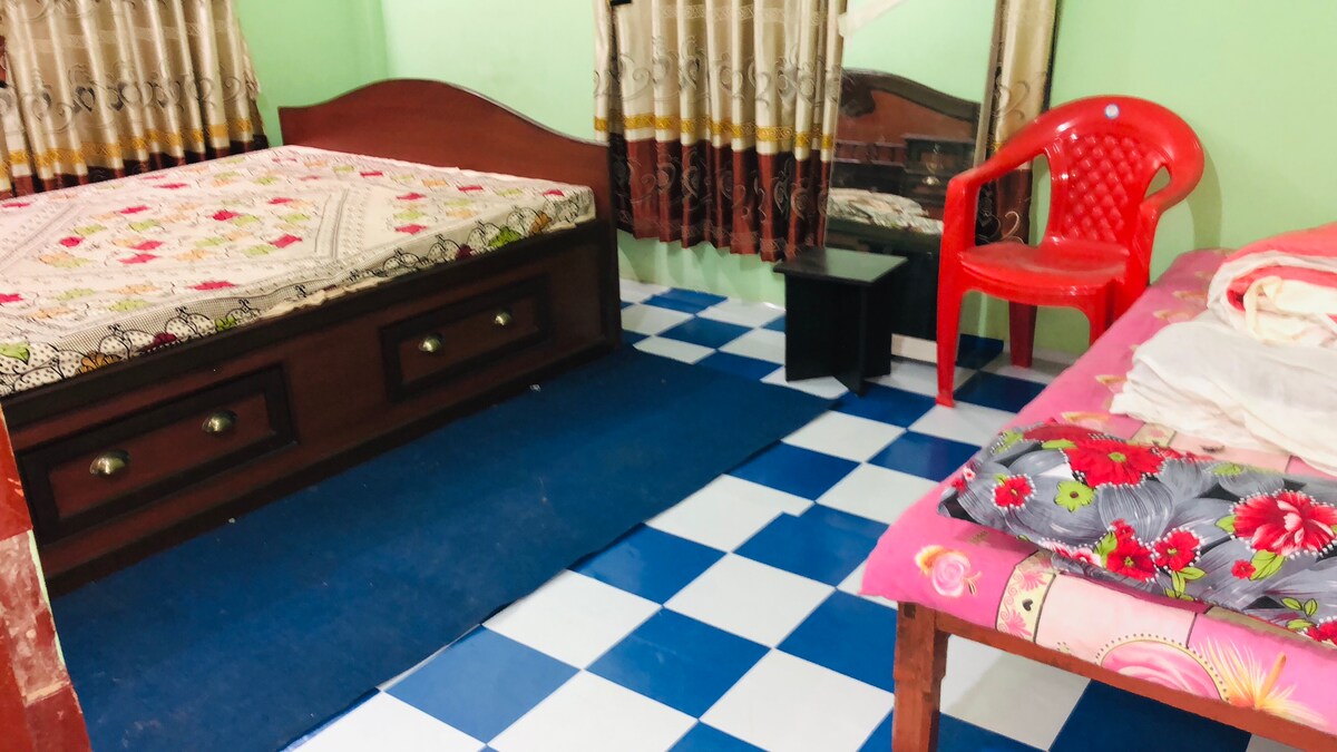 Pokhara dreams home — photo