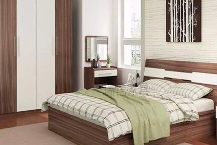 Quite,can see Himalayan, hospital, grossary, taxi