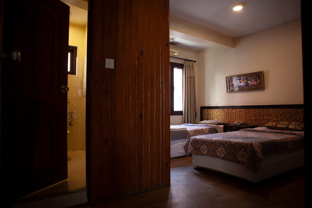 Urban Deluxe twin — photo