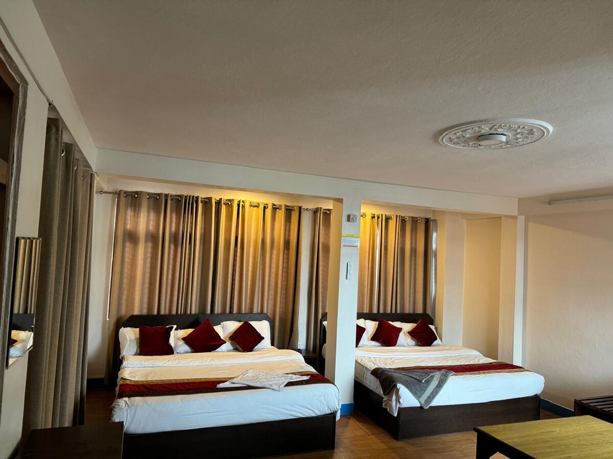 Studio Apartment with Kitchen AC