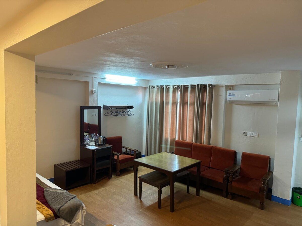 Studio Apartment with Kitchen AC — photo