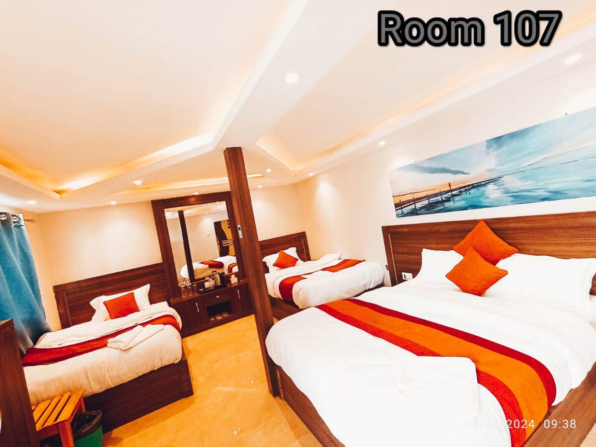 Jarsing Palace — photo