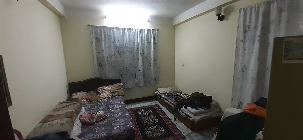 Whole 3BHK Semi-Furnished Flat — photo