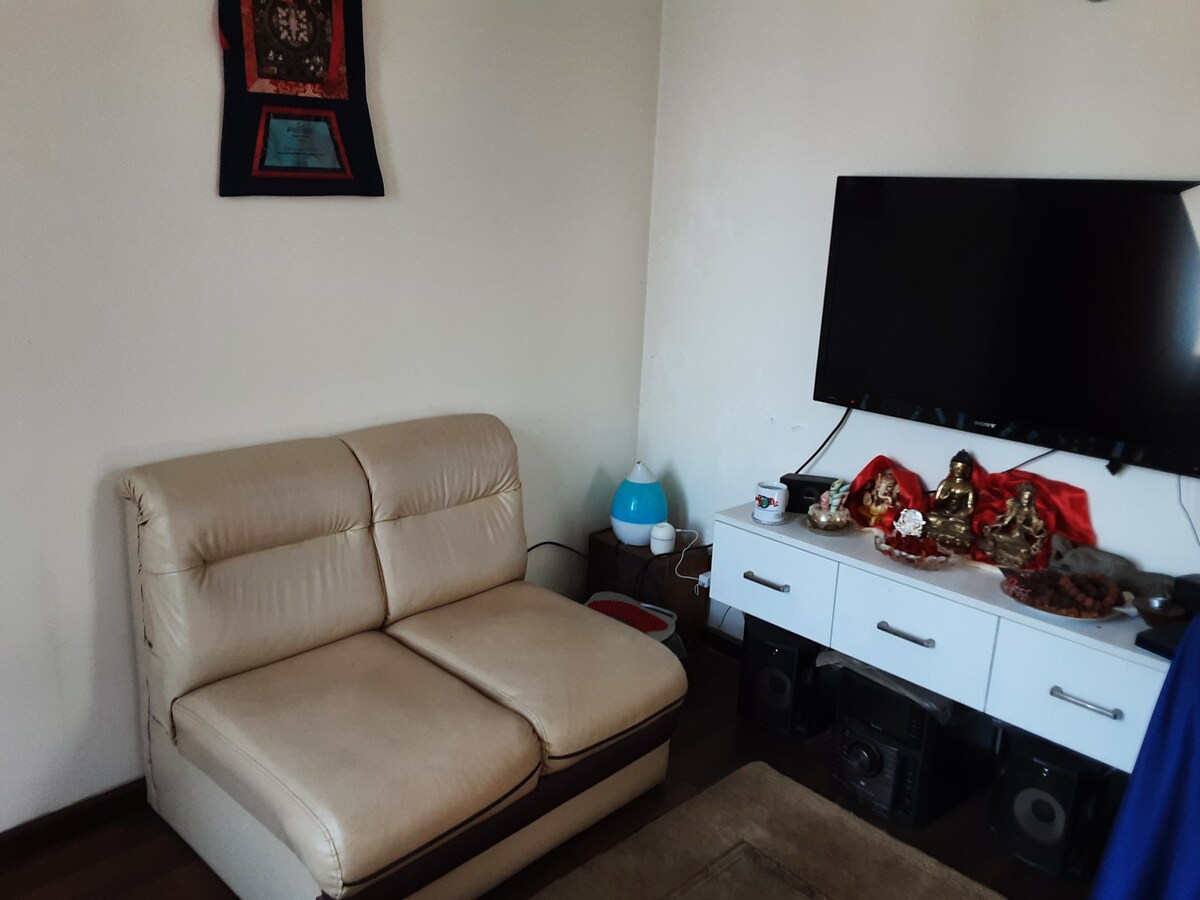 Peaceful Room in Private Housing — photo