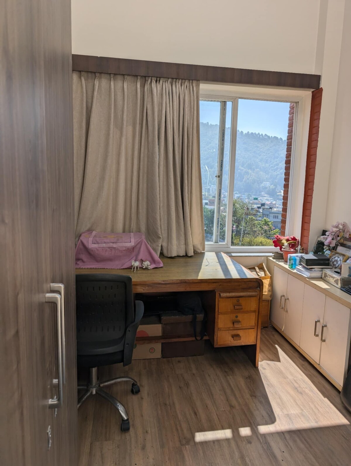 Peaceful Room in Private Housing — photo