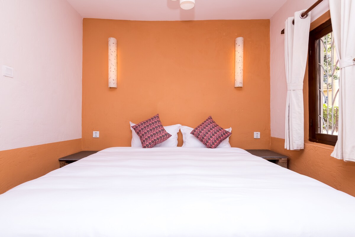 Madal Themed Room with Breakfast — photo