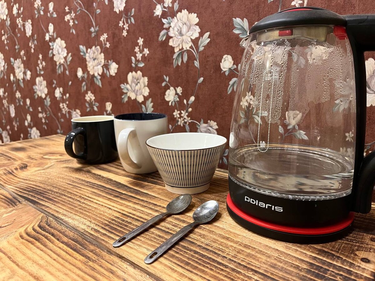 Flowers on the Wall by Boudha Stupa — photo