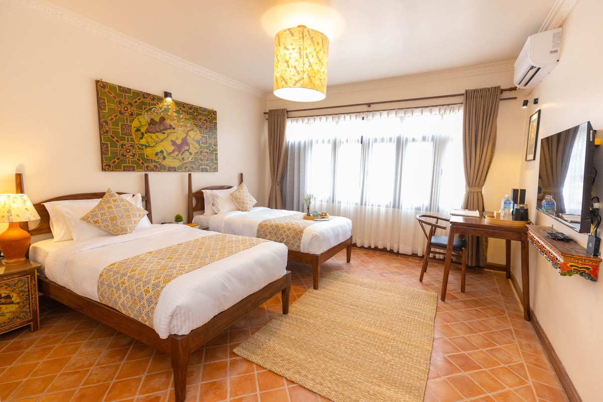 SUPER HOST | Superior Twin/King Bed with Breakfast