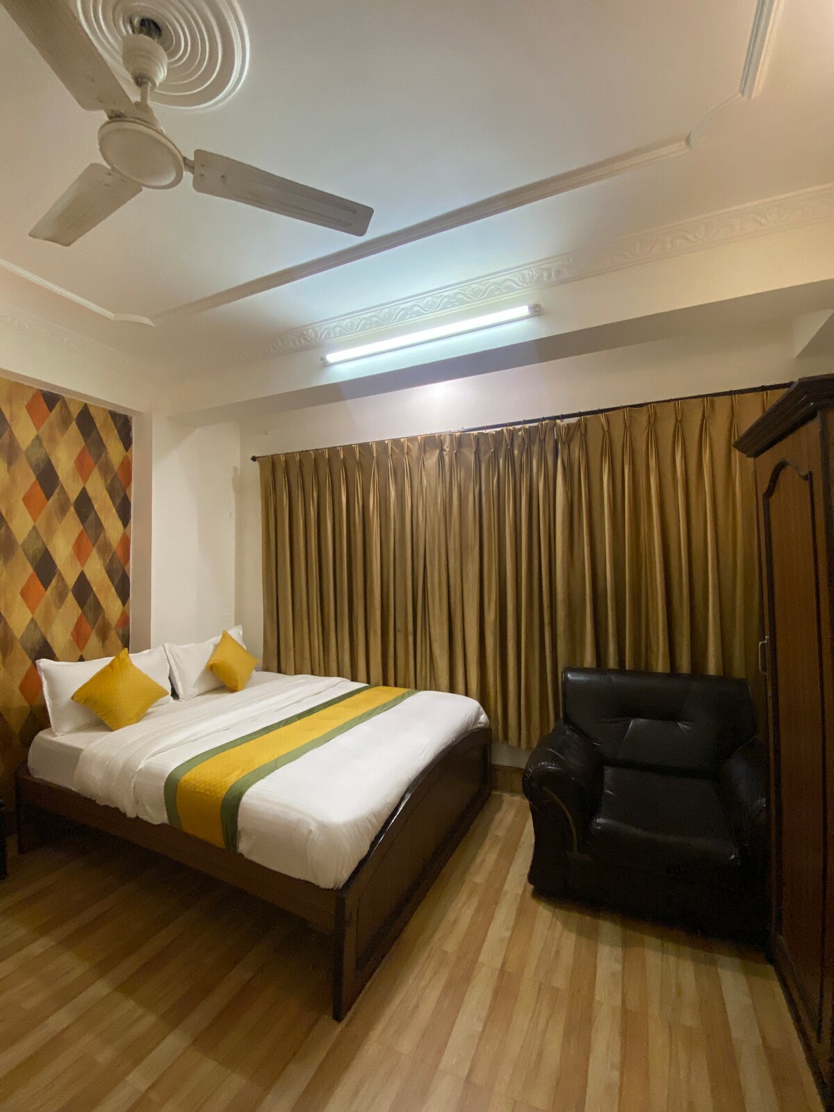 fine and affordable — photo