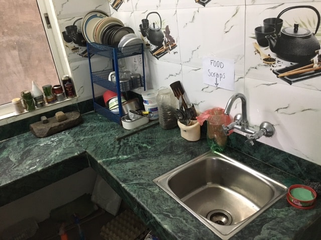 Sara's Backpackers Home