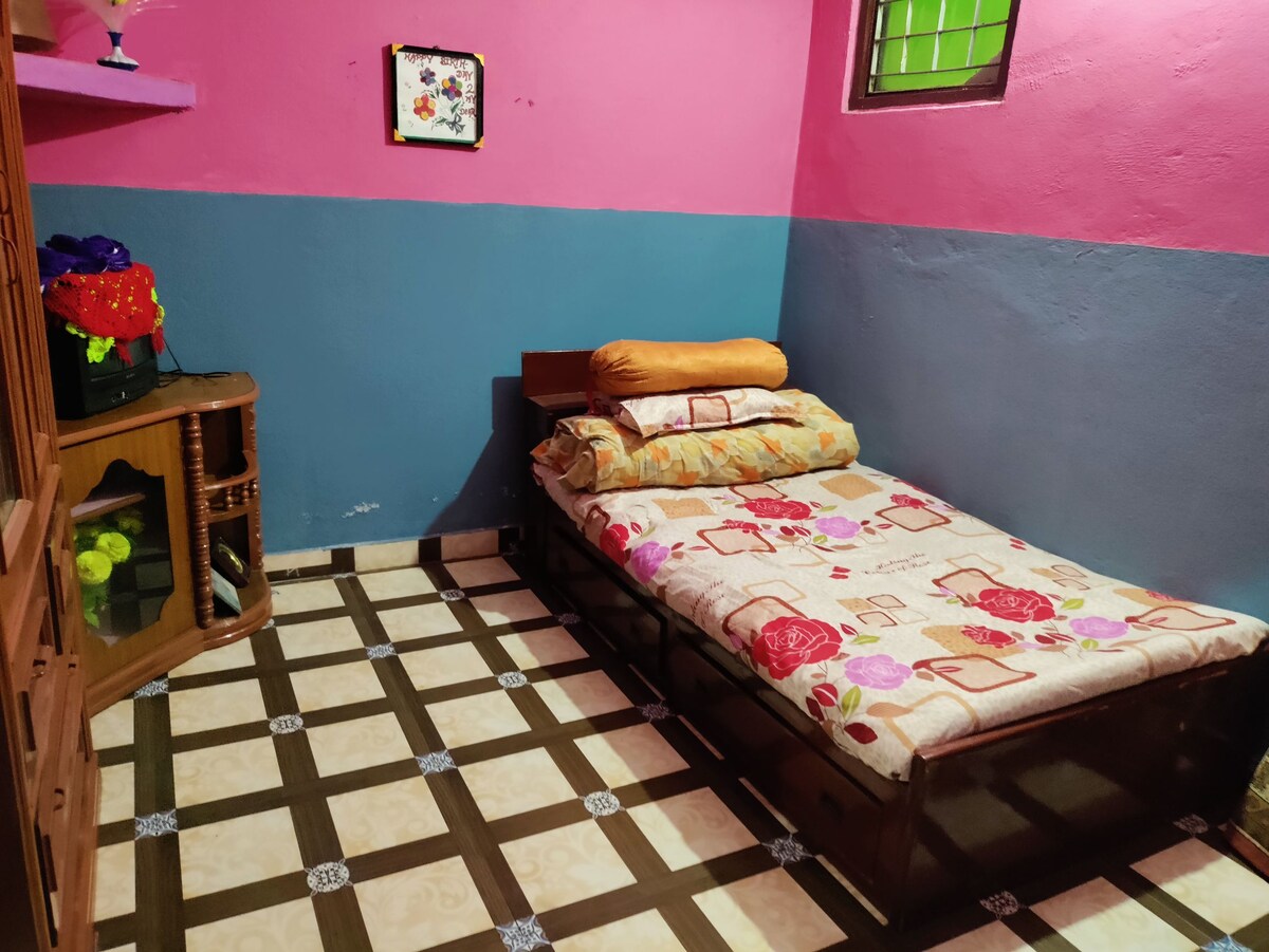 Lovely 2 bedroom, kitchen and sitting with parking — photo