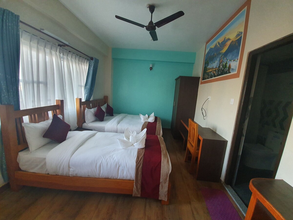 D&D | Himalayan View Apartment