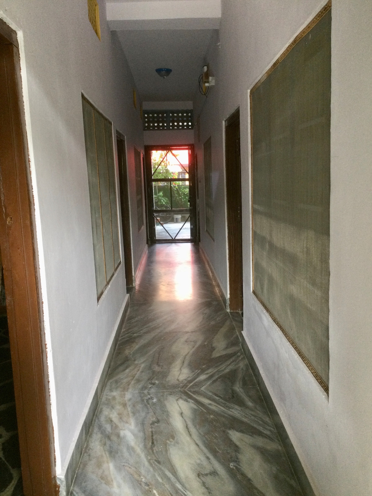 Deluxe family room with parking — photo