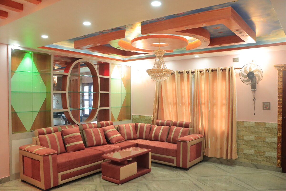 Best facilities in Pokhara for long stays & groups