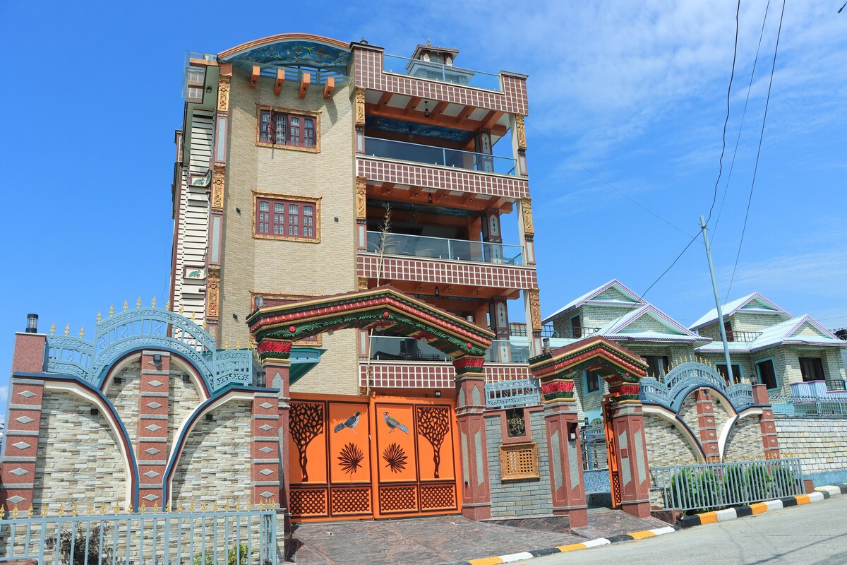 Best facilities in Pokhara for long stays & groups — photo