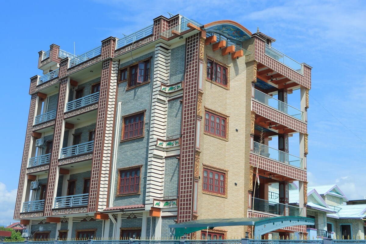 Best facilities in Pokhara for long stays & groups — photo