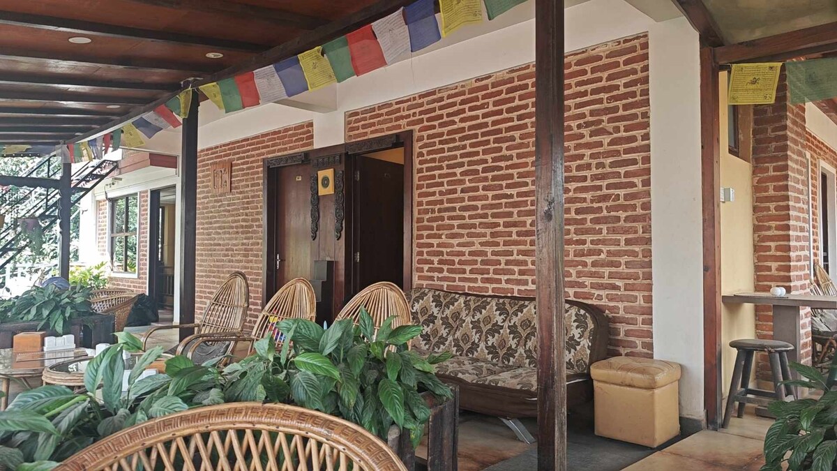 deluxe large room with balcony — photo