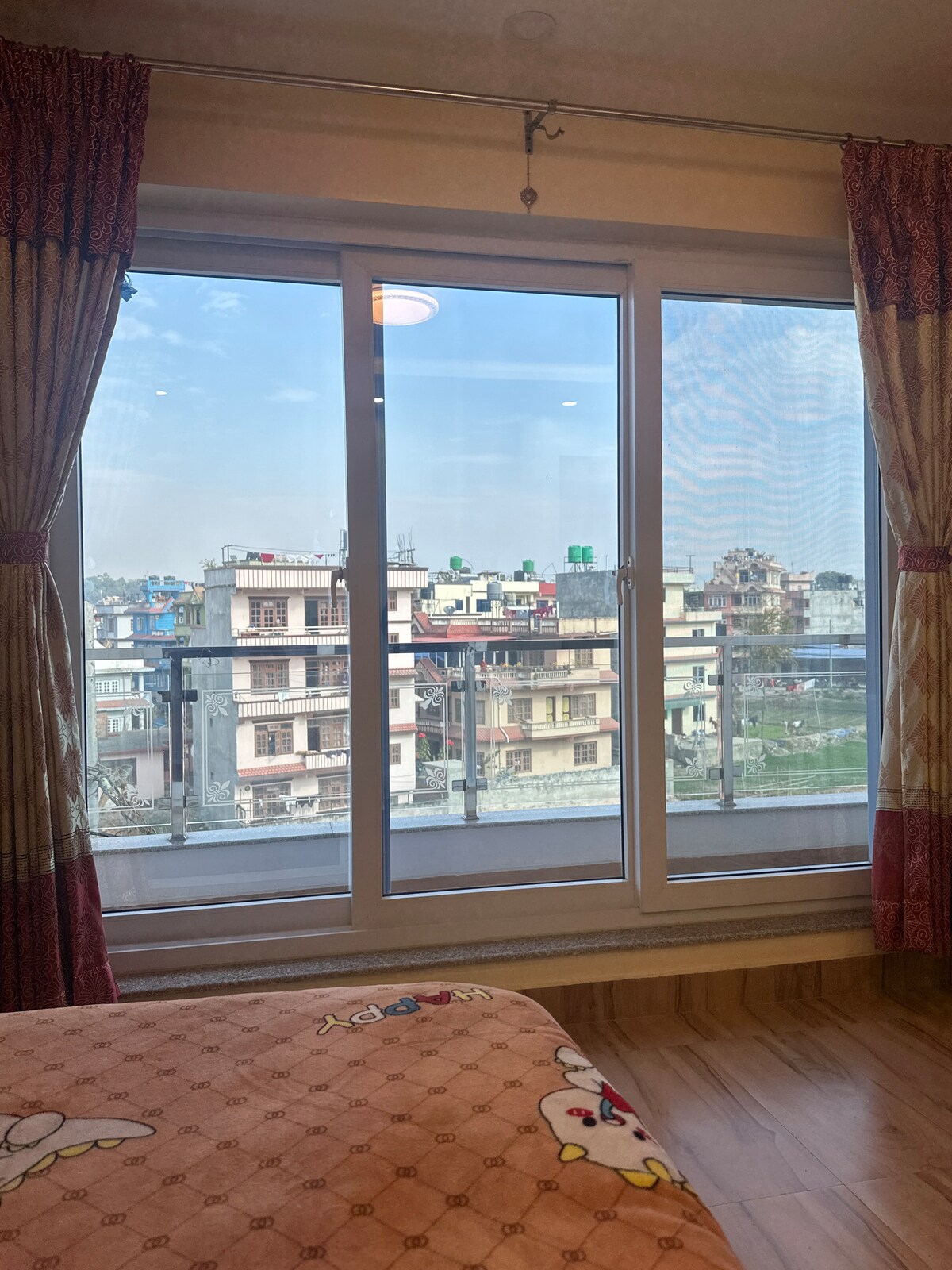 My home, your home — photo