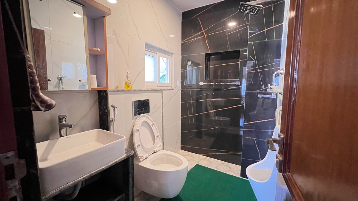 Living like a Family — photo