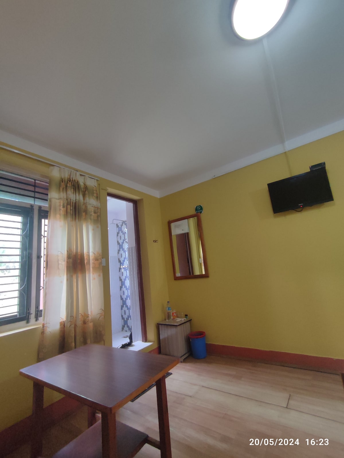 Twin room with attached bath ! — photo