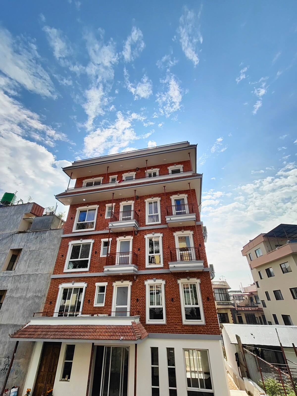 Swayambhu, Tergar & Benchen Monastery View room — photo