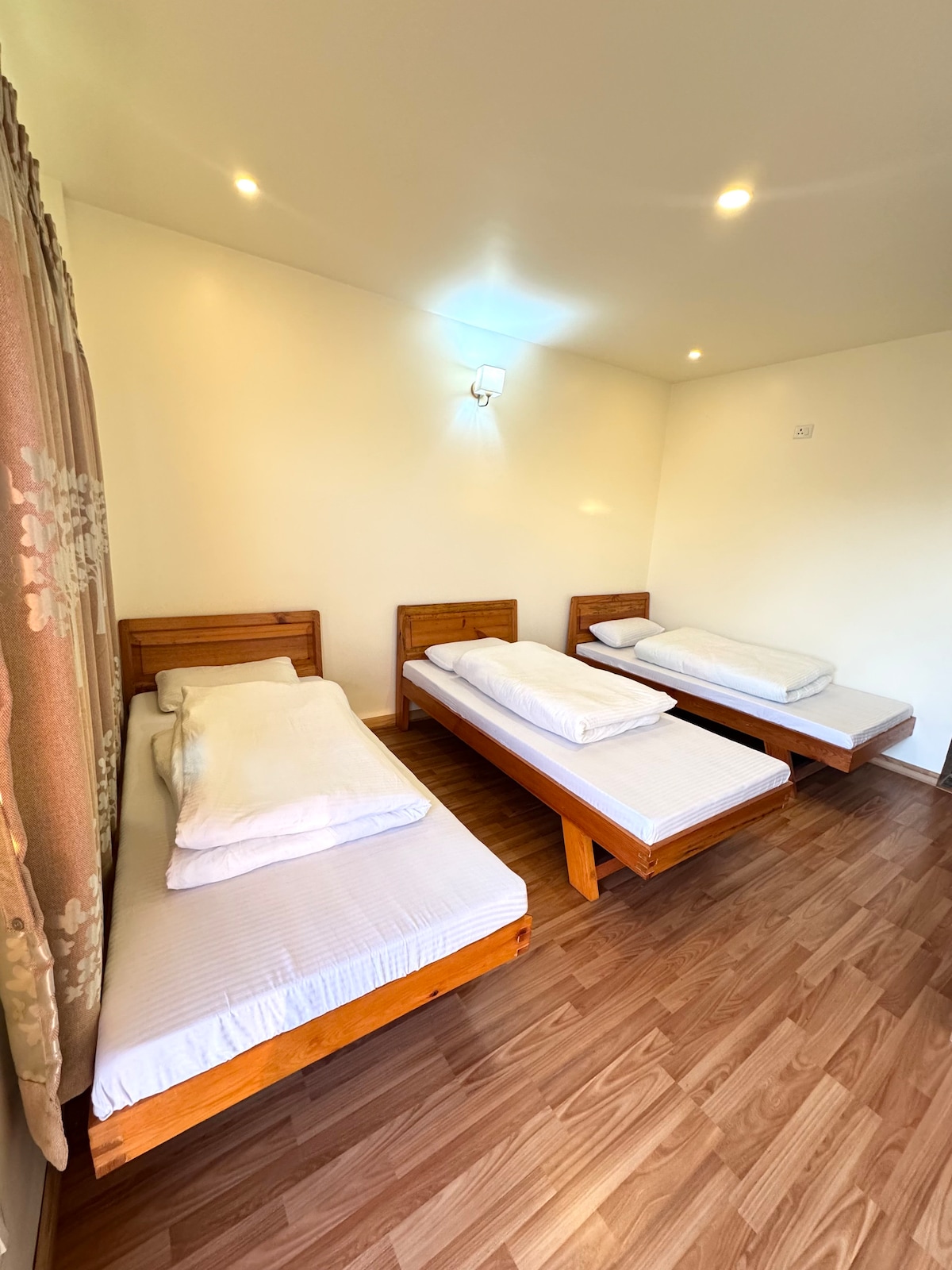 B&B Room with panoramic Mountain View in Kathmandu — photo