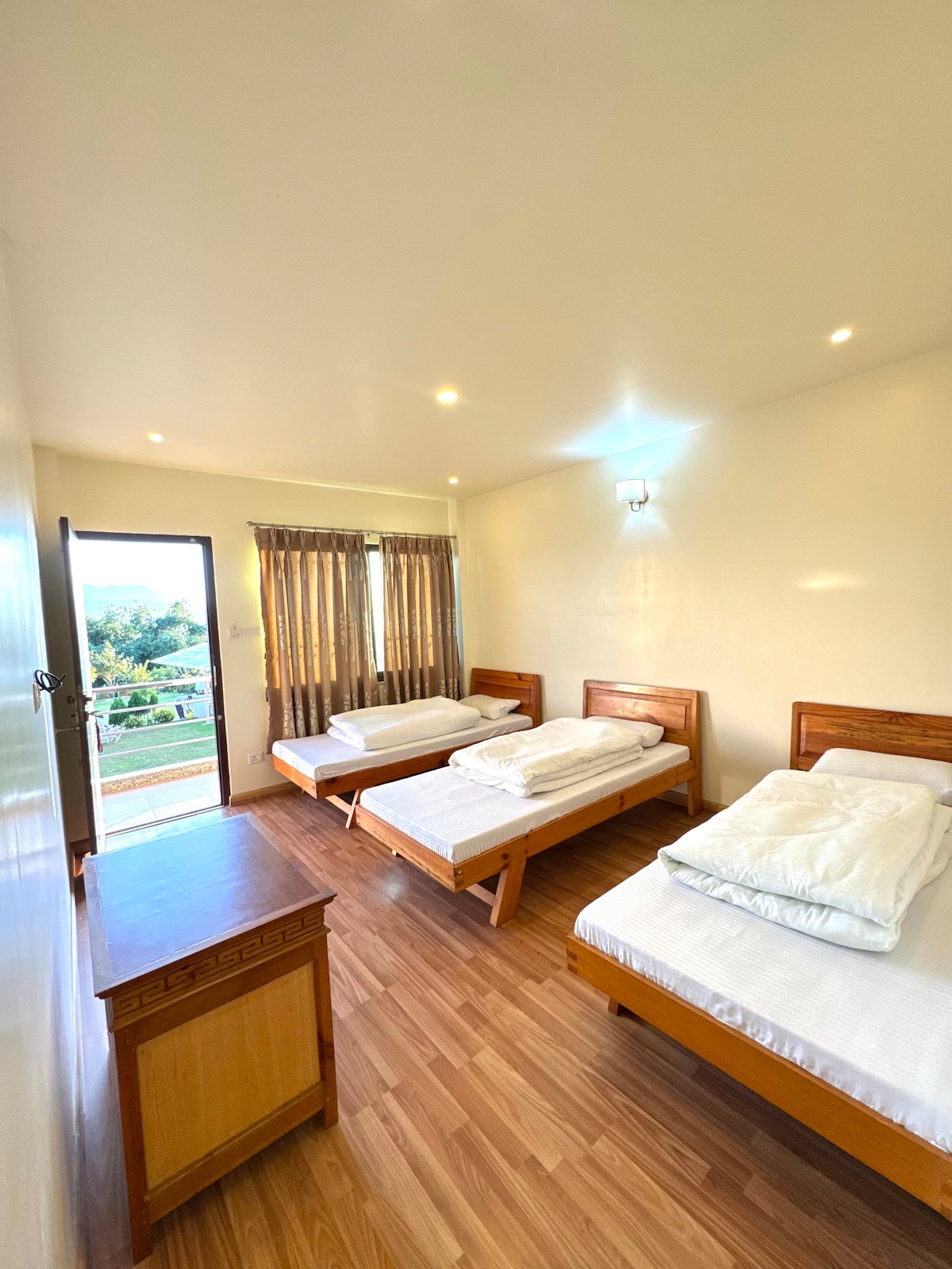 B&B Room with panoramic Mountain View in Kathmandu — photo