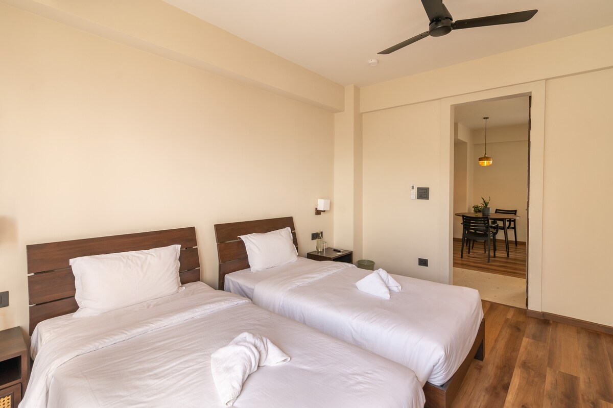 Lhotse Room at Karwaan Bed and Breakfast (Suite) — photo