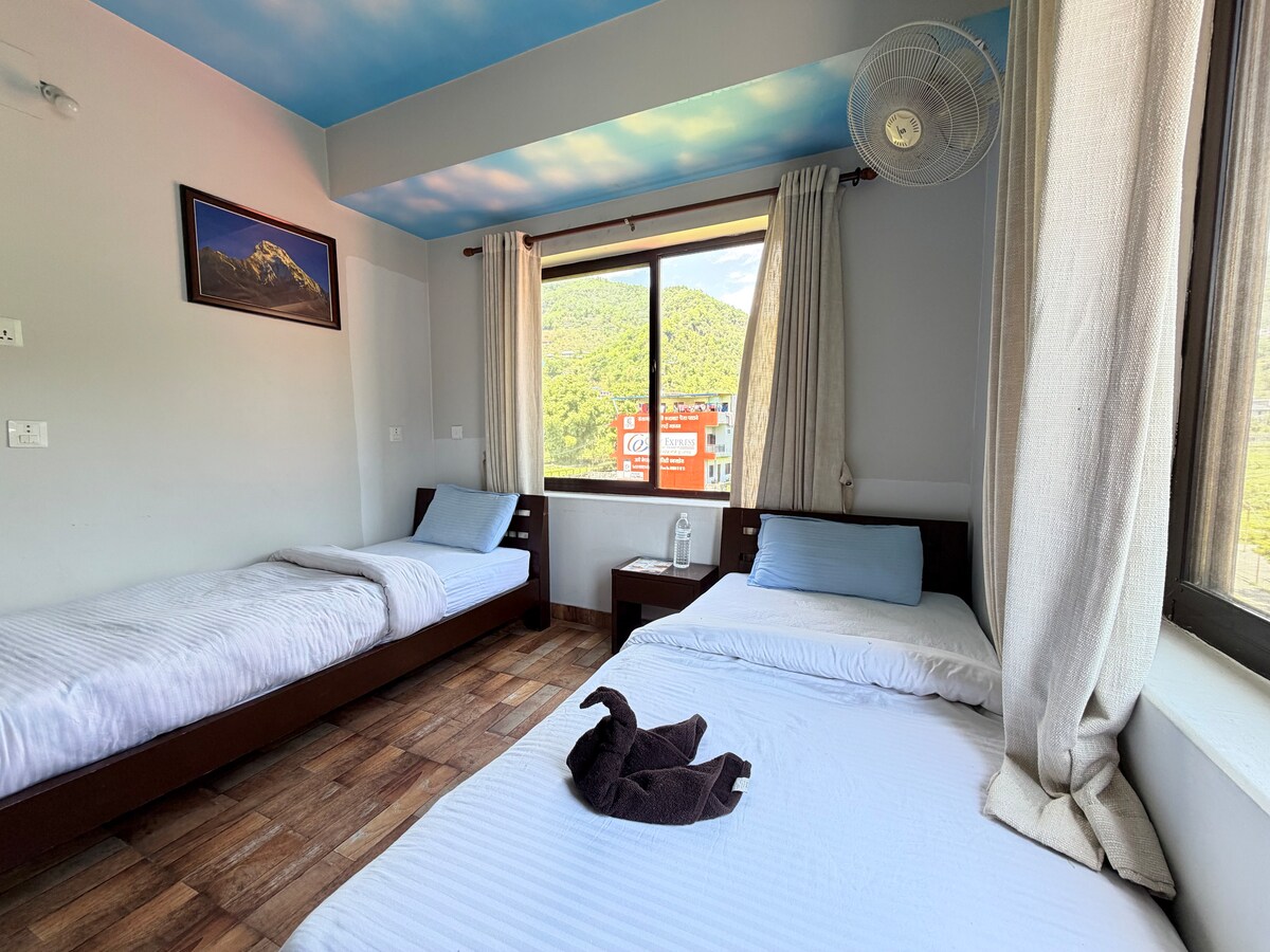 2 Bed Room in Lakeside Pokhara Nepal — photo