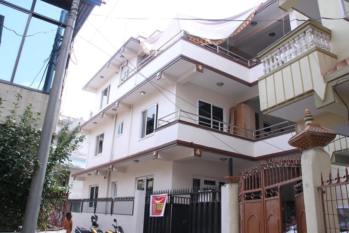 Raj Bala BnB, a Nepali Home : Room Sannidhya — photo