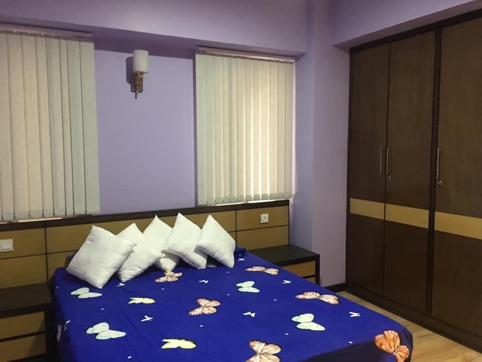 Good Apartment at great area.