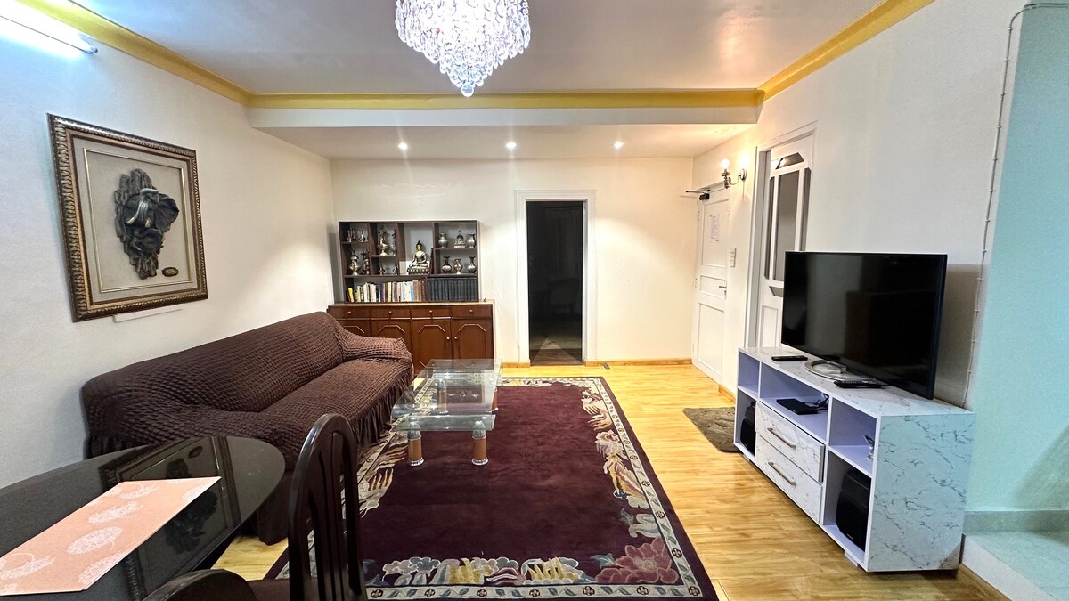 Fully Furnished Apartment
2 Bed rooms, 2 queen bed