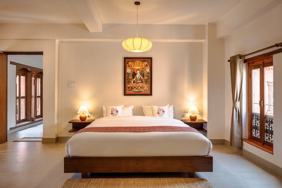 Brand new Courtyard Studio | Vajra