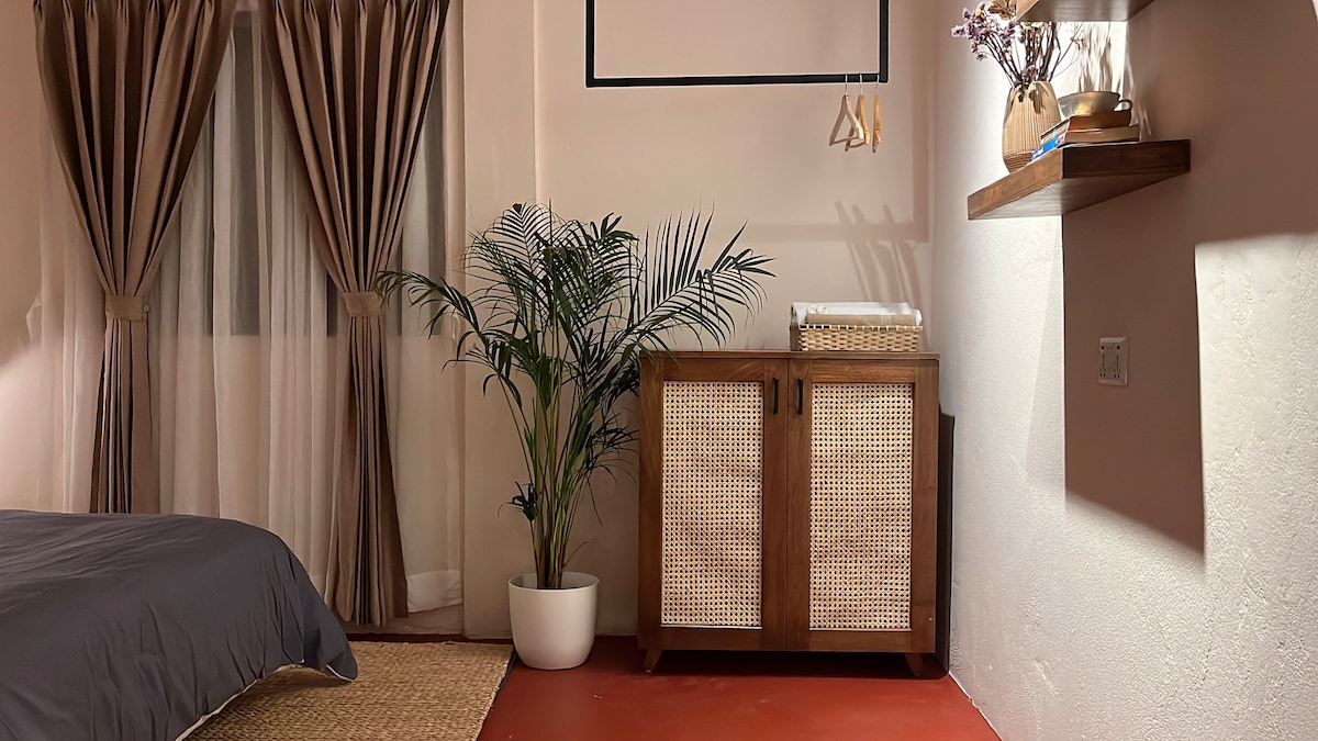 Jardin Homes – The Alcove | Lake Views & Garden — photo