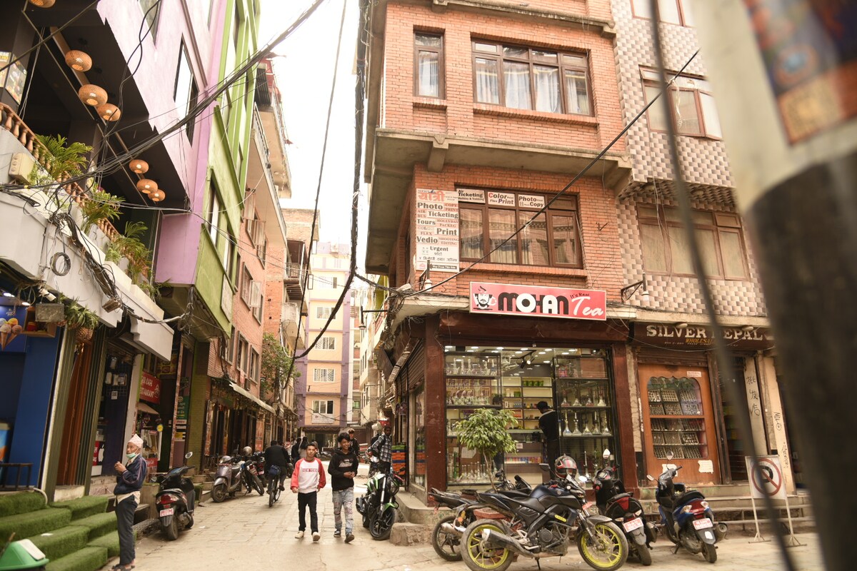 Jhochhen rooms.    Minute away from basantapur — photo