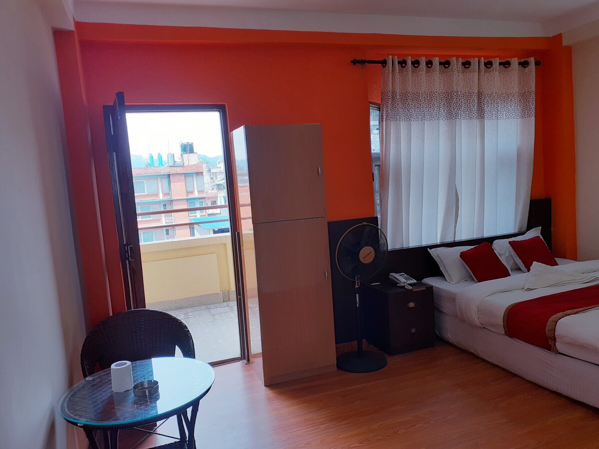 Rambler Hostel, Terrace room, Mt. Everest — photo