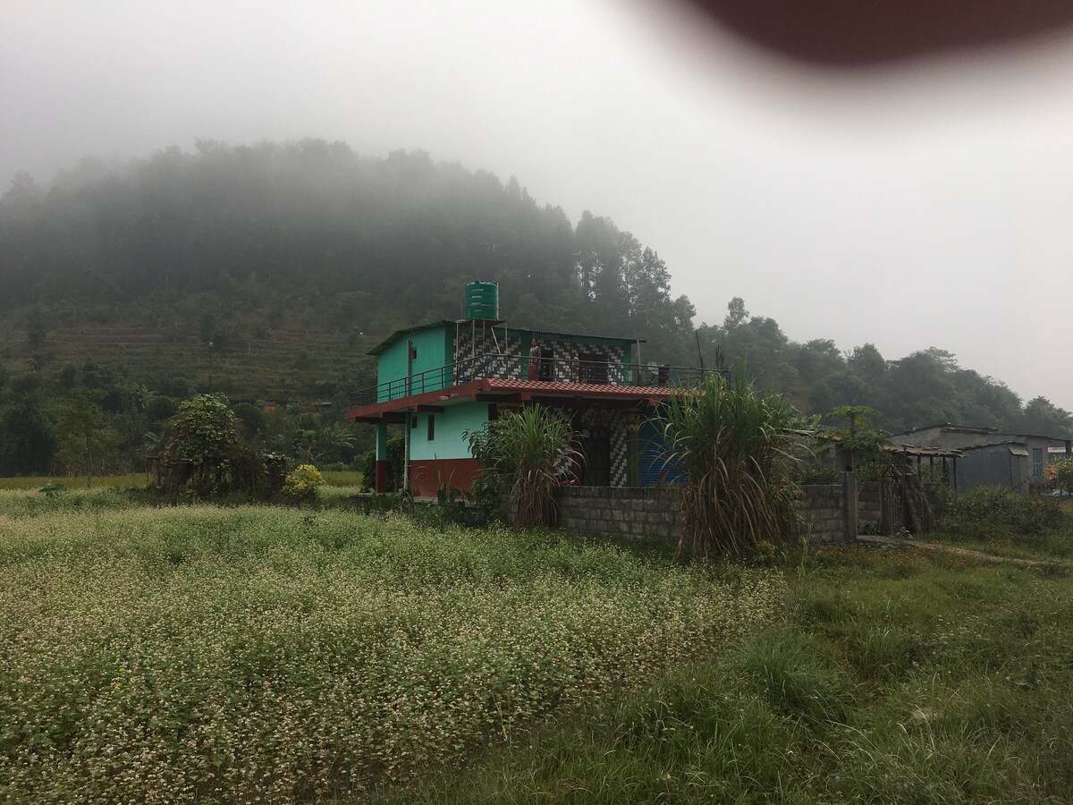 Forest retreat home Pokhara — photo