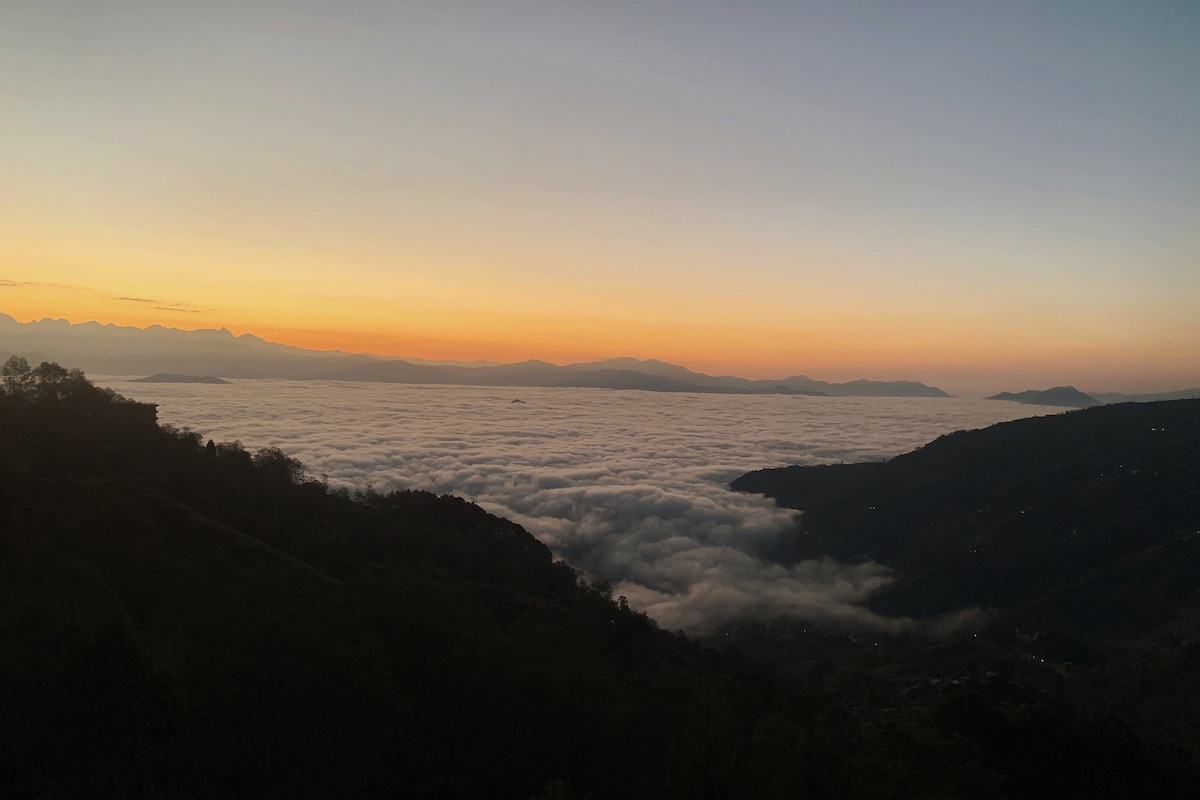 Sunrise room in Mountain Resort Nagarkot — photo