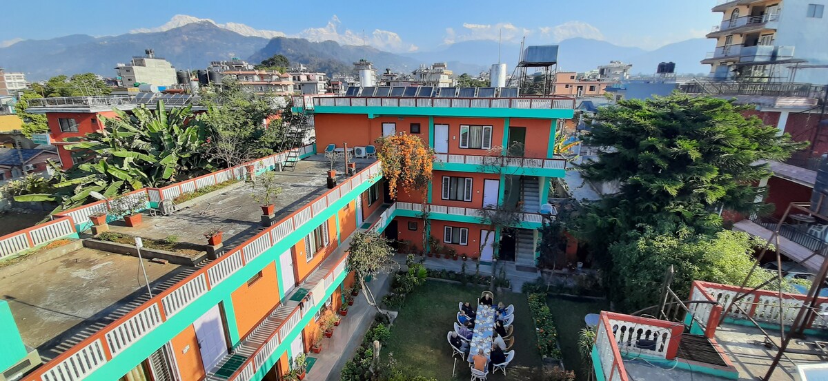 Double or twin room with attached bathroom — photo