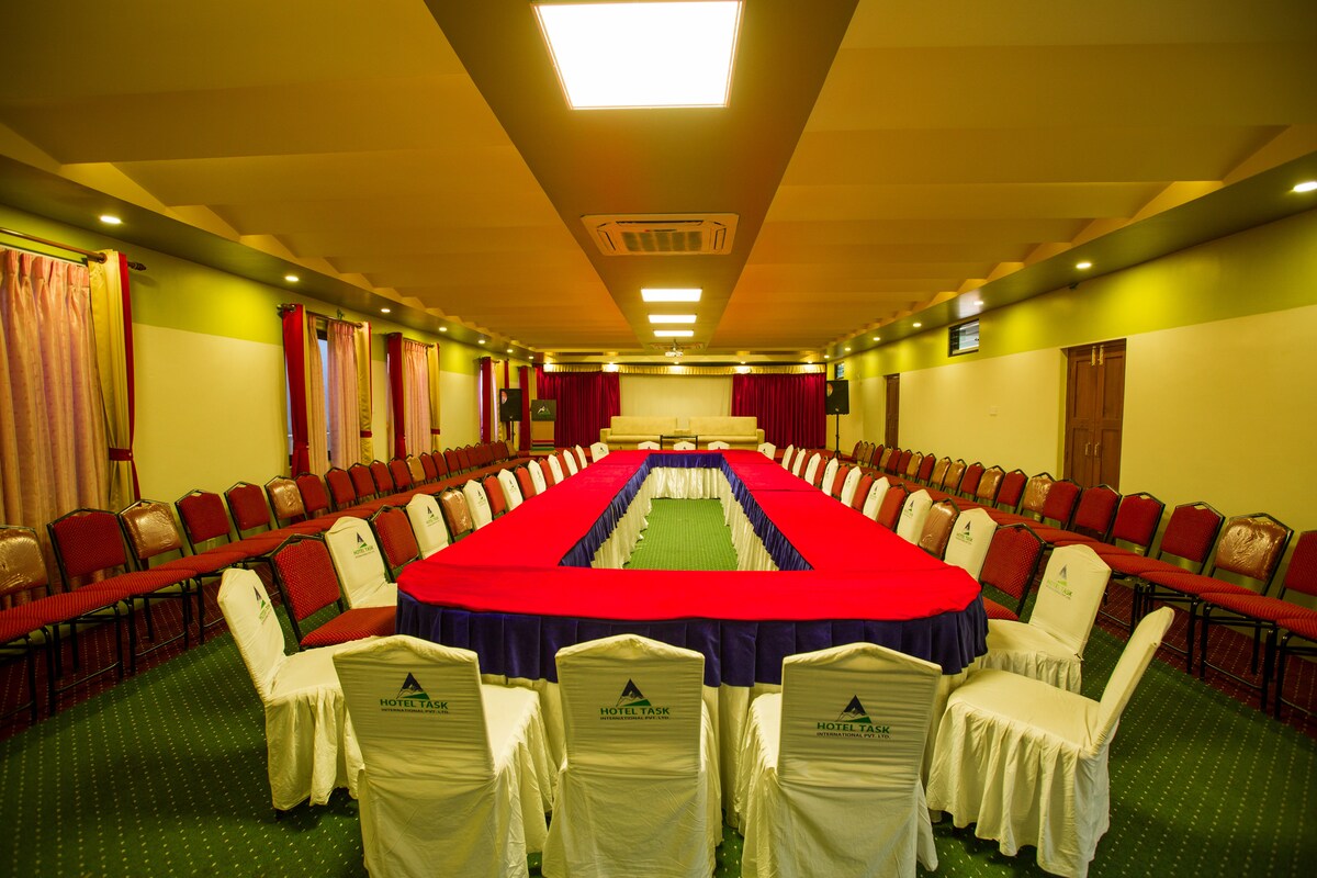 Hotel Task International Pokhara Amarsing Chowk-10 — photo