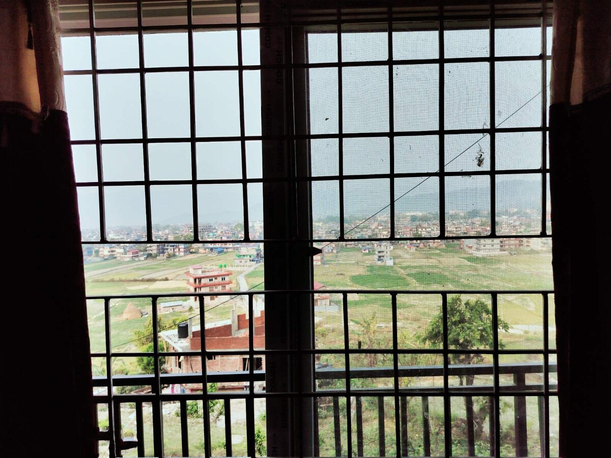 Grace Home: Solitude Near City — photo