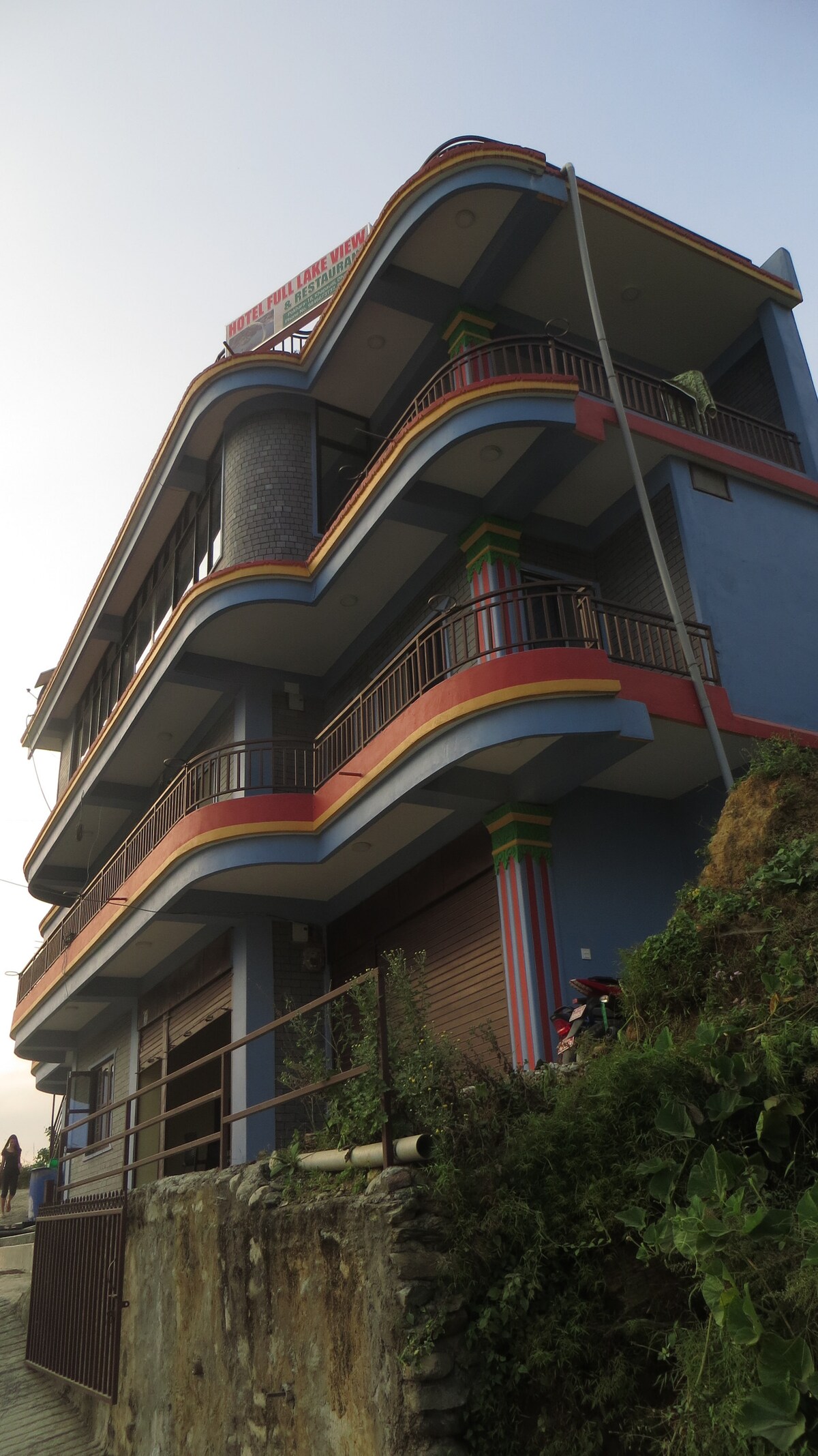 Hotel Full Lake View — photo